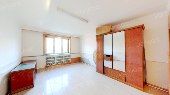 三机小区二手房实景图