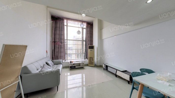 巴黎广场二手房实景图