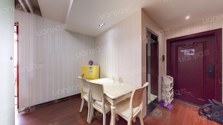 滨江首府二手房实景图