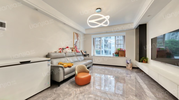 航港大院二手房实景图