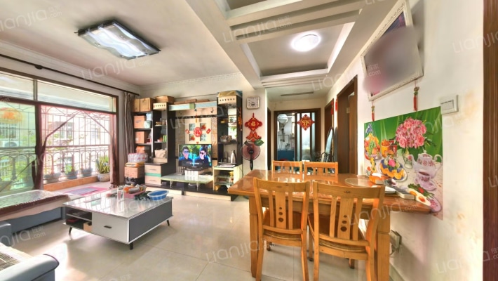 金湖星苑二手房实景图