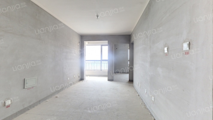 天伦湾一期经典全南两居 好楼层 全天采光无遮挡-客厅