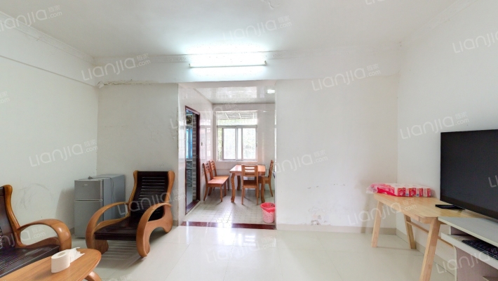 海南面粉厂宿舍区二手房实景图