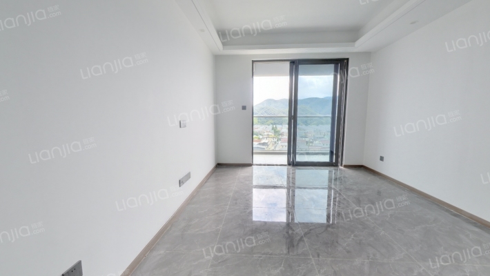 众安泽翠居二手房实景图