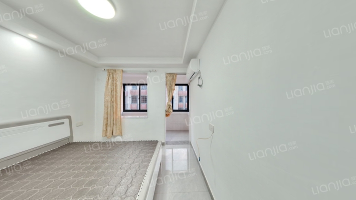 航南公寓二手房实景图