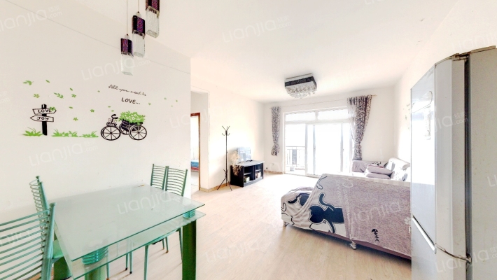 爱丁新甸二手房实景图