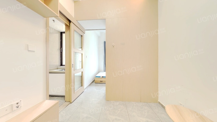 深城投中心公馆二手房实景图