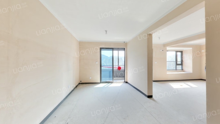 越秀星颂府二手房实景图