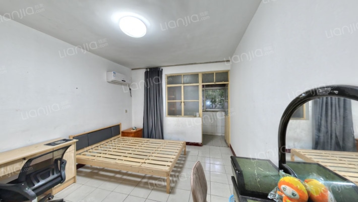 锁金村84号二手房实景图