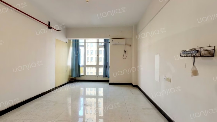 万企国际二手房实景图