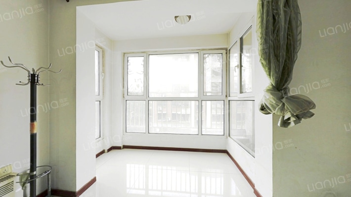 东城绿庭二手房实景图