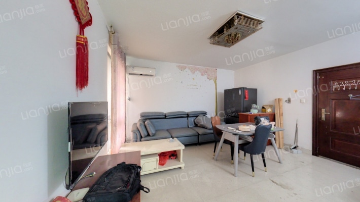 彩虹新城二手房实景图