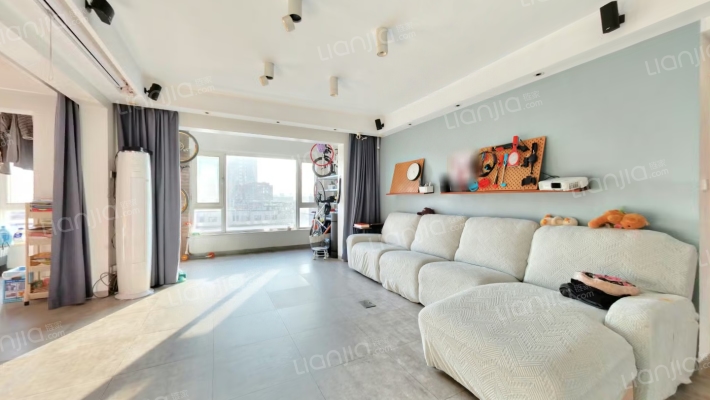 绿地国际博览城二期云玺二手房实景图