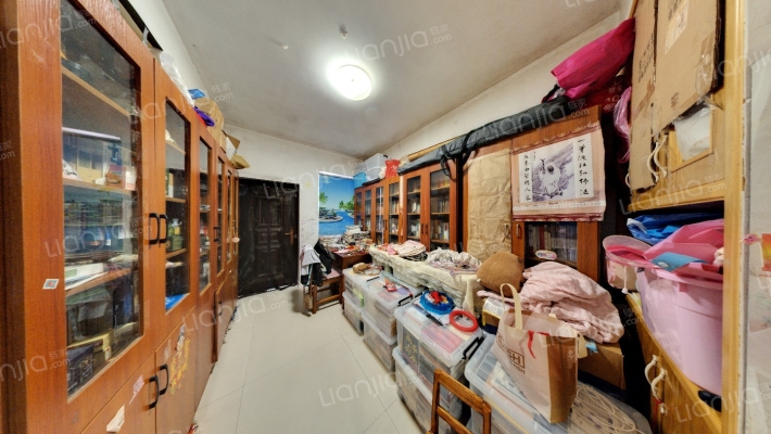 圆通路17号二手房实景图