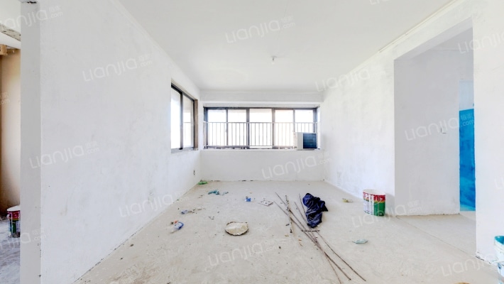 锦城豪庭二手房实景图