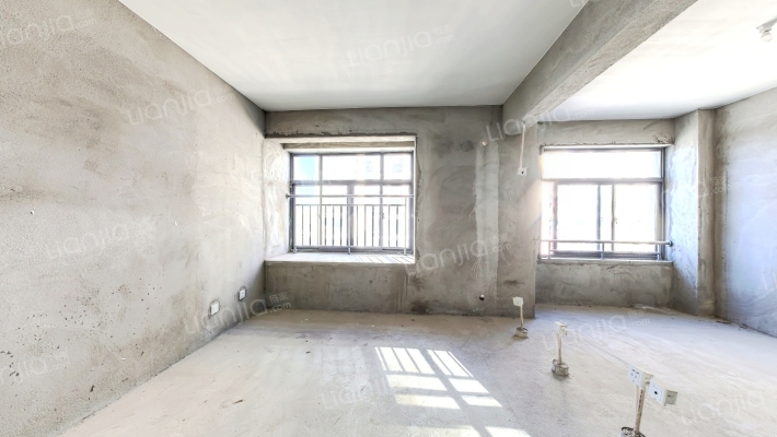 柔远雅苑C区二手房实景图