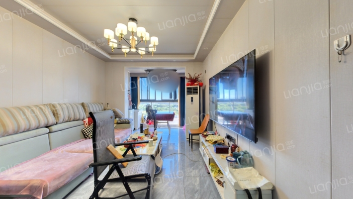 水乡朗盛苑二手房实景图