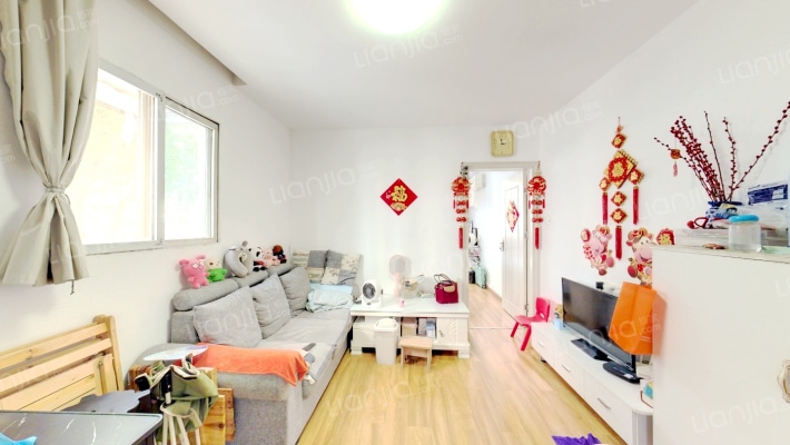 鹦鹉大道181号二手房实景图