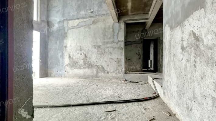 中建馨和园二手房实景图