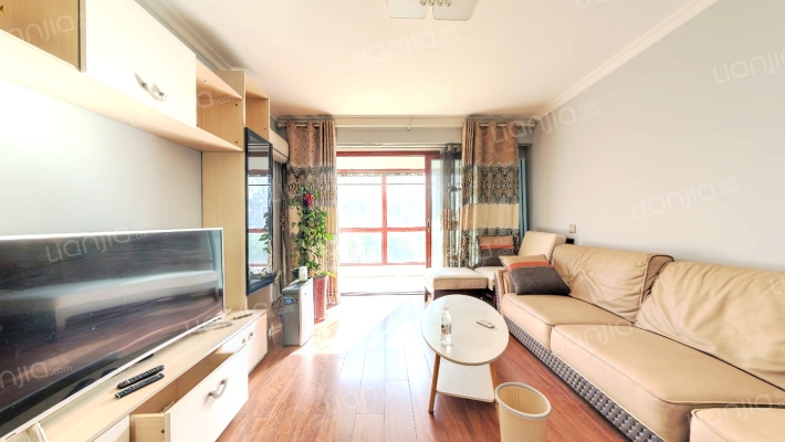 艾菲尔花园二手房实景图