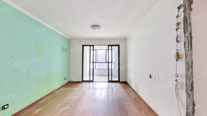 万达揽湖苑B区二手房实景图