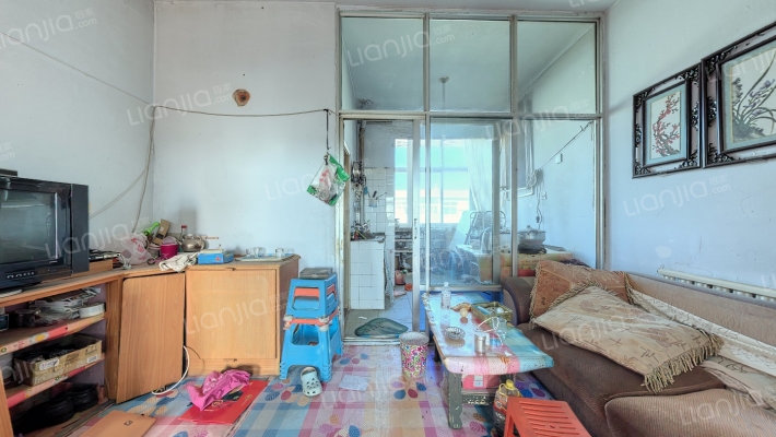 水泥厂家属楼二手房实景图