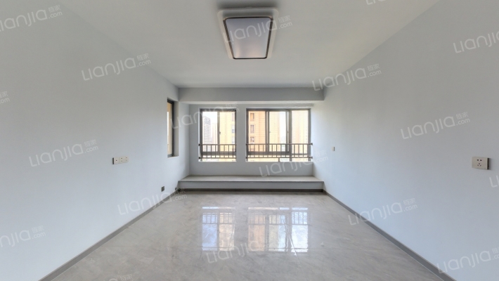 万嘉新城二手房实景图