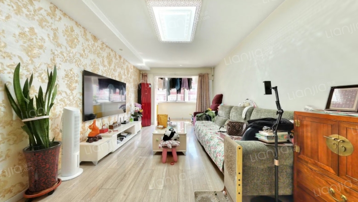 东菜园社区二手房实景图