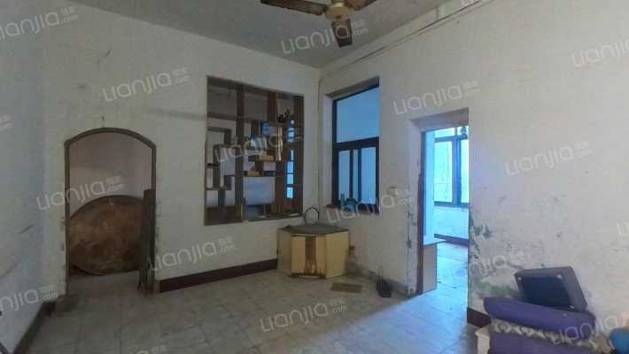 赤壁大道西11-2号二手房实景图