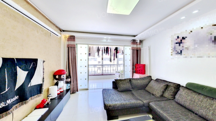 金色维也纳小区二手房实景图