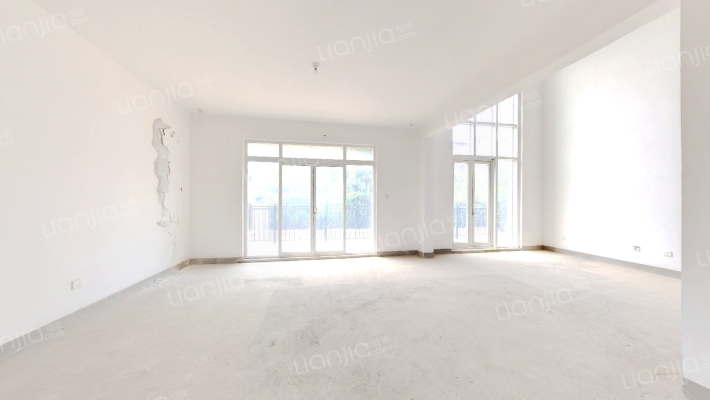 龙湖滟澜海岸二手房实景图