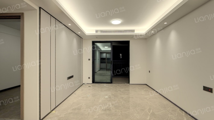 旭辉铂宸府二手房实景图