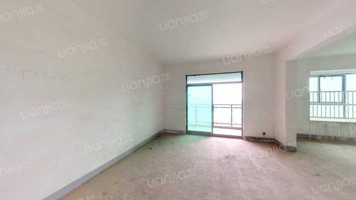 江郡华府二手房实景图