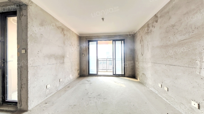 月亮湾大花园二手房实景图