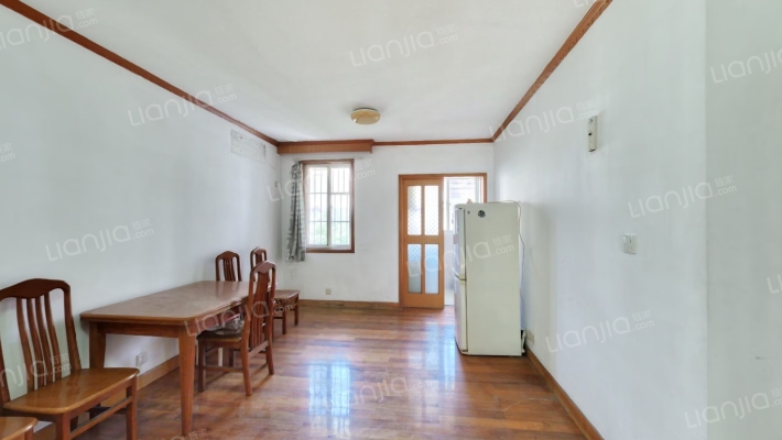 世纪花园二手房实景图