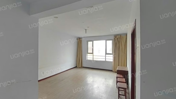 瑞泰小区二手房实景图