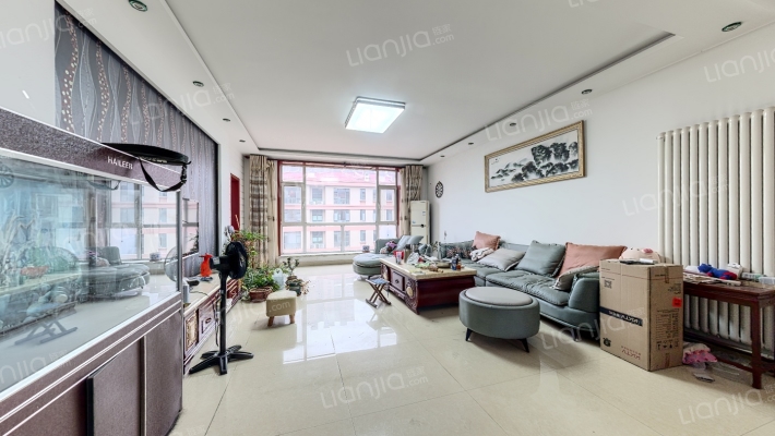 卧龙湾家园B区二手房实景图