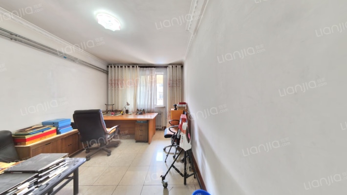 燕子山小区东路二手房实景图