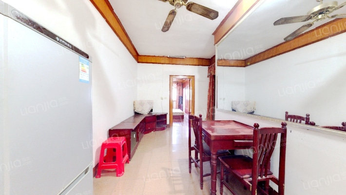 华贸大楼二手房实景图