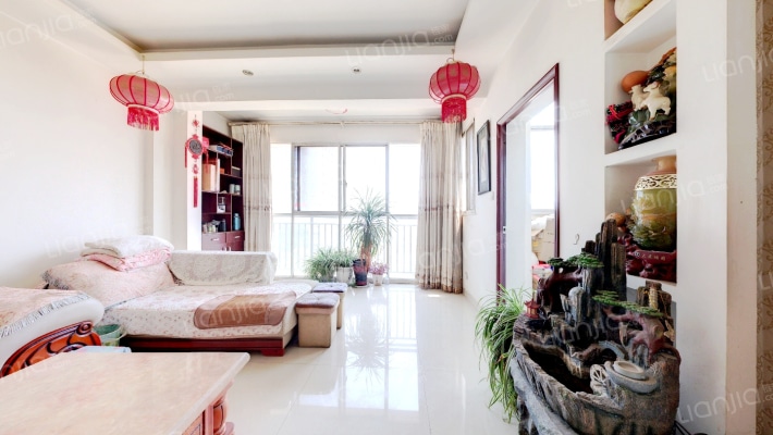 金色佳园1期二手房实景图