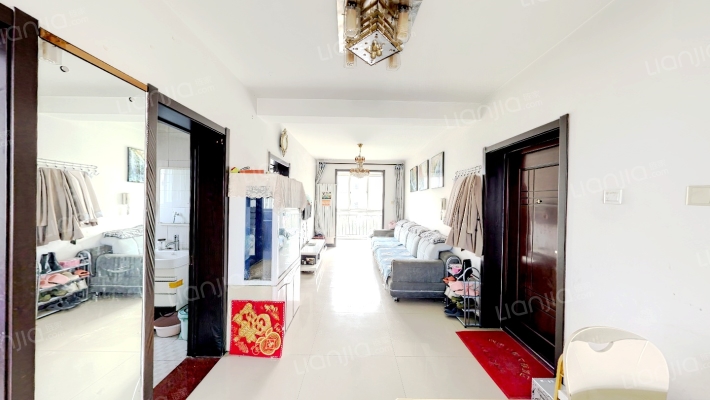 静湖花园南区二手房实景图