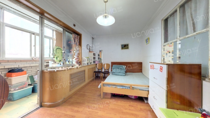 红居街10号院二手房实景图