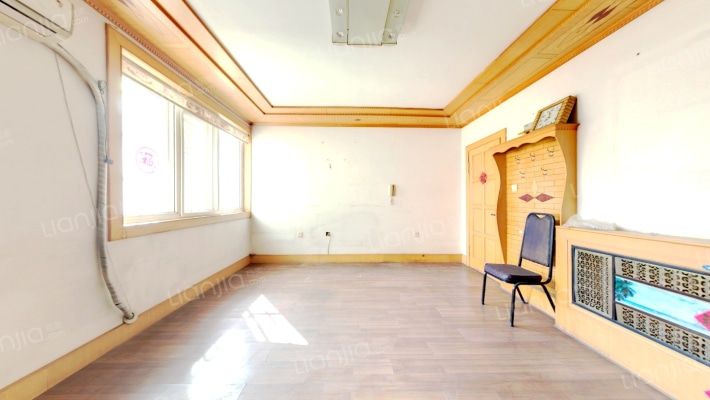 水寨花园北院二手房实景图