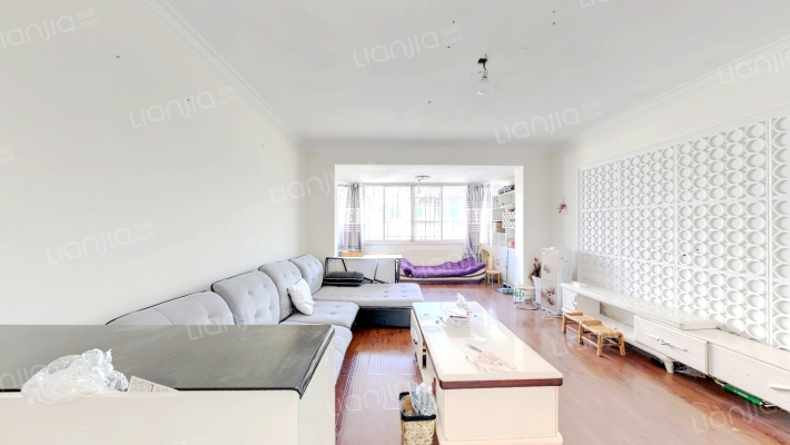 彩虹华谊花园二手房实景图