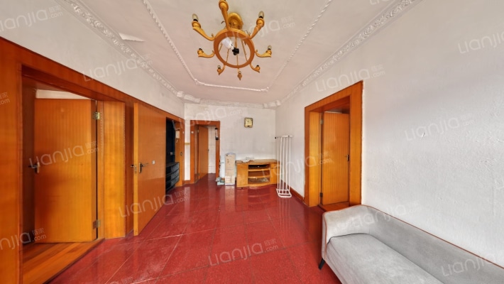 龚西路84号二手房实景图