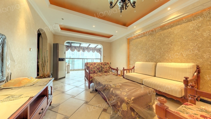 世纪金沙二手房实景图