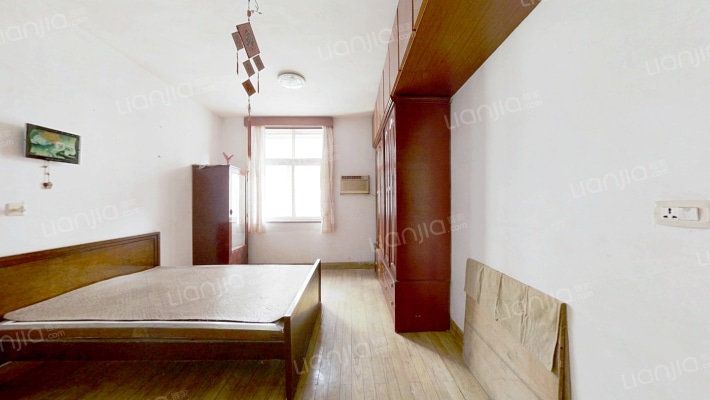 模范新村二手房实景图