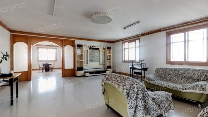 小磨油厂家属院二手房实景图