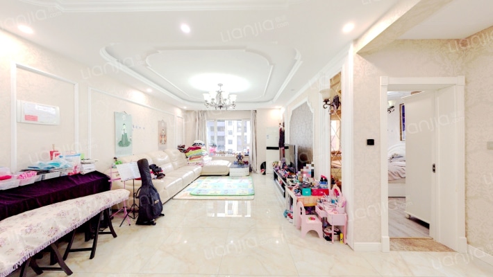 金地铂悦二手房实景图