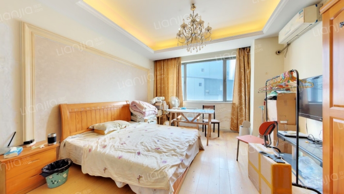 世茂江滨商业中心二手房实景图